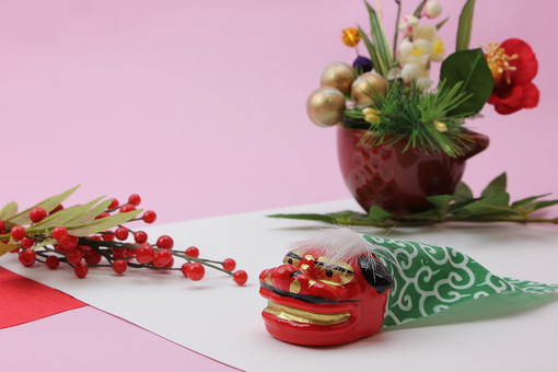 新年あけましておめでとうございます。