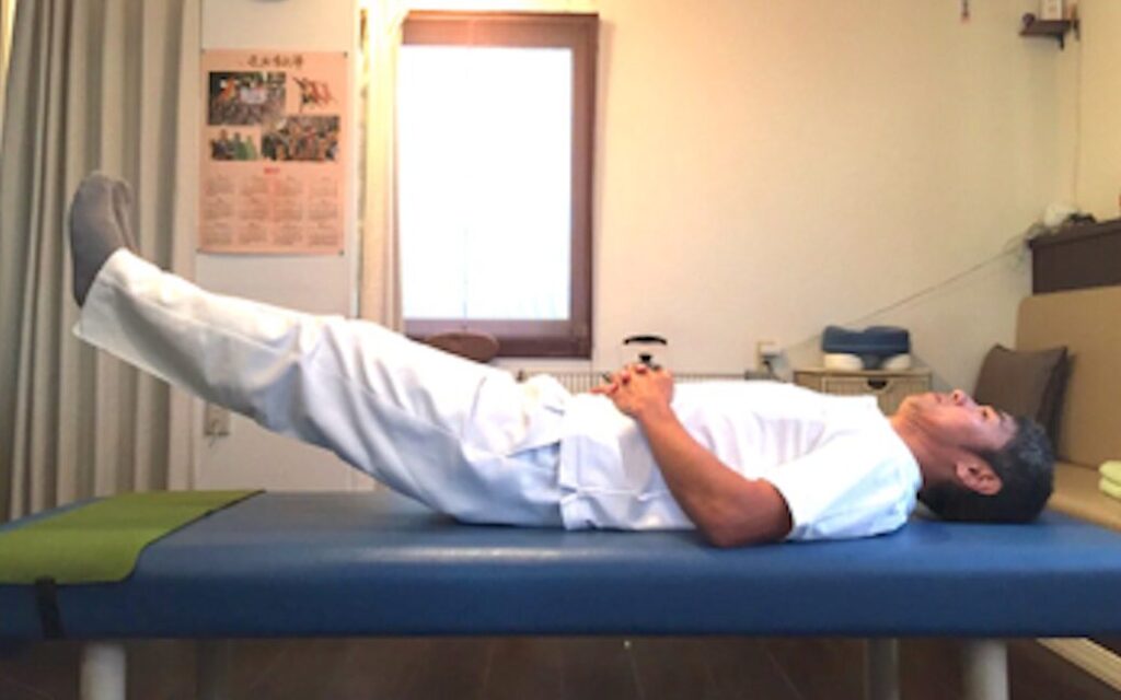 体幹の筋肉が落ちると体のバランスが崩れます